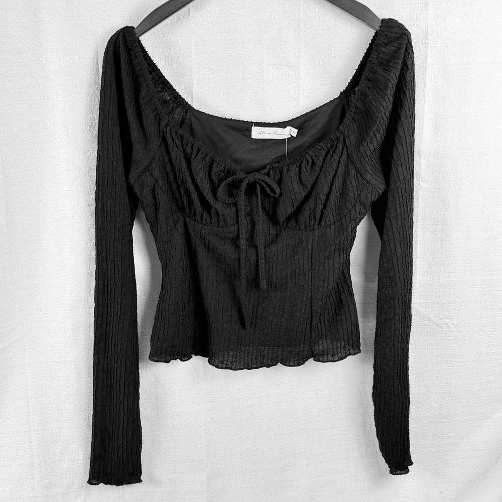 All In Favor Womens Crop Top Black Textured Lined Milkmaid Scoop Neckline Medium